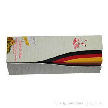 Cardboard Gift Box with Hot Stamped Foil and Matte Lamination, Different Sizes/Designs are Available
